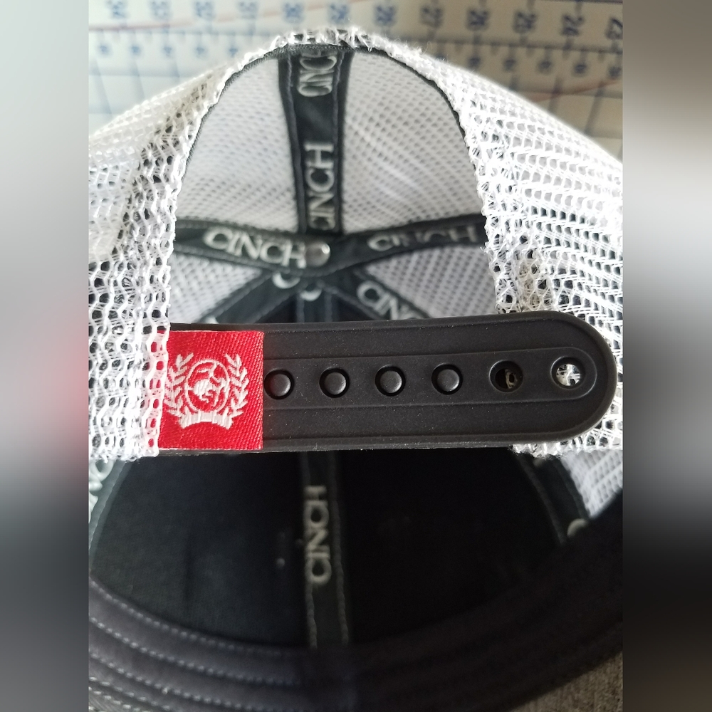 Cinch hat - Picture 6 of 7